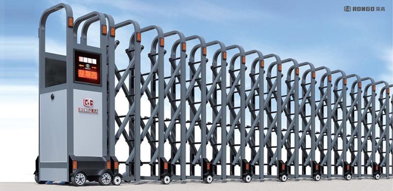 Lắp cửa cổng xếp inox