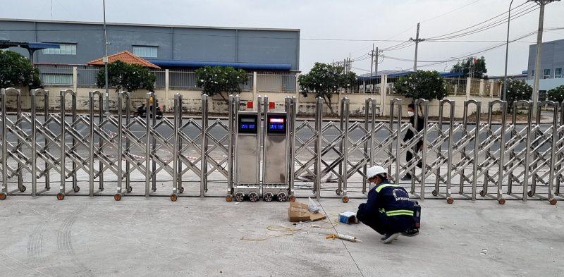 Lắp đặt cửa cổng xếp tại Tiền Giang