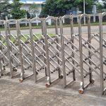 Thi Công Cửa Cổng Xếp KCN Việt Hương Trọn Gói Giá Xưởng