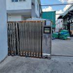 Cổng xếp điện điều khiển từ xa
