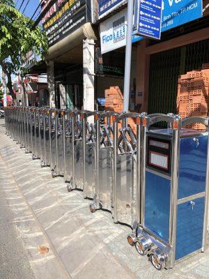 Cửa cổng xếp tự động Biên Hòa