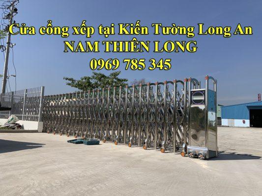 Cửa cổng xếp inox tại Kiến Tường Long An