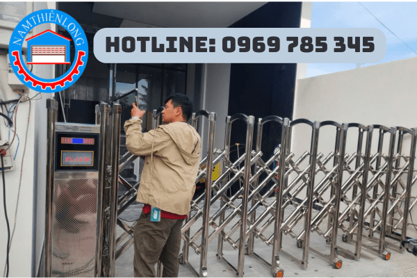 Cửa cổng xếp hoạt động như thế nào? Cấu tạo & Kinh nghiệm lựa chọn